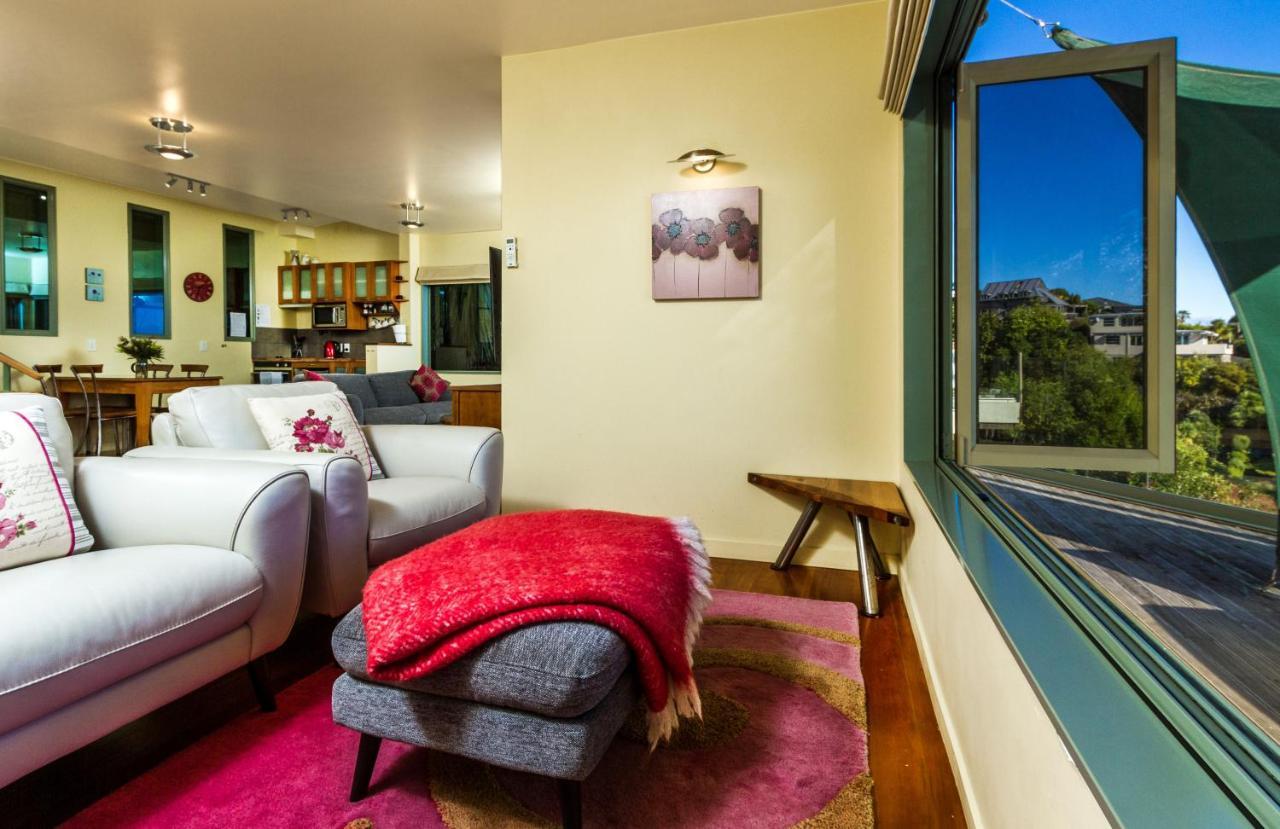 Harbour View - One Apartment Nelson Bagian luar foto
